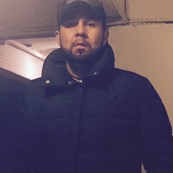 Meet your Posher, Roland - Picture 1 of 1